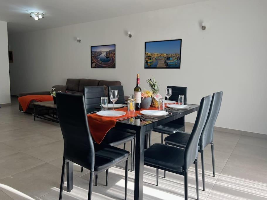 Modern Apartment In Marsaskala Exterior photo